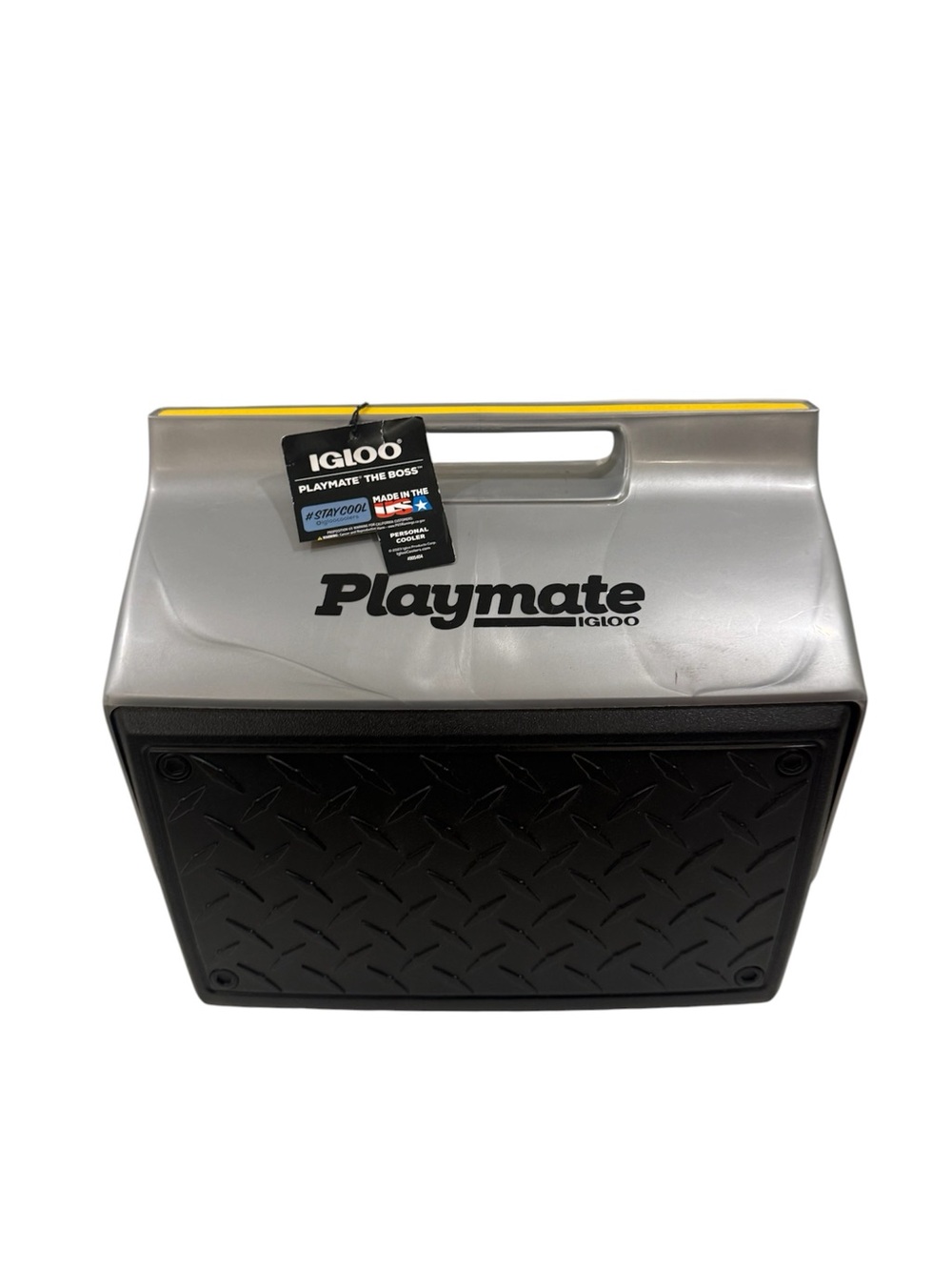 NEW Igloo Playmate Cooler with Tire Tread Texture Exterior